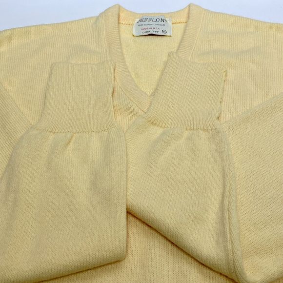 Vintage Jefflon Lord Jeff V-Neck Pullover Sweater Men's XL Yellow Orlon Acrylic - Picture 5 of 8
